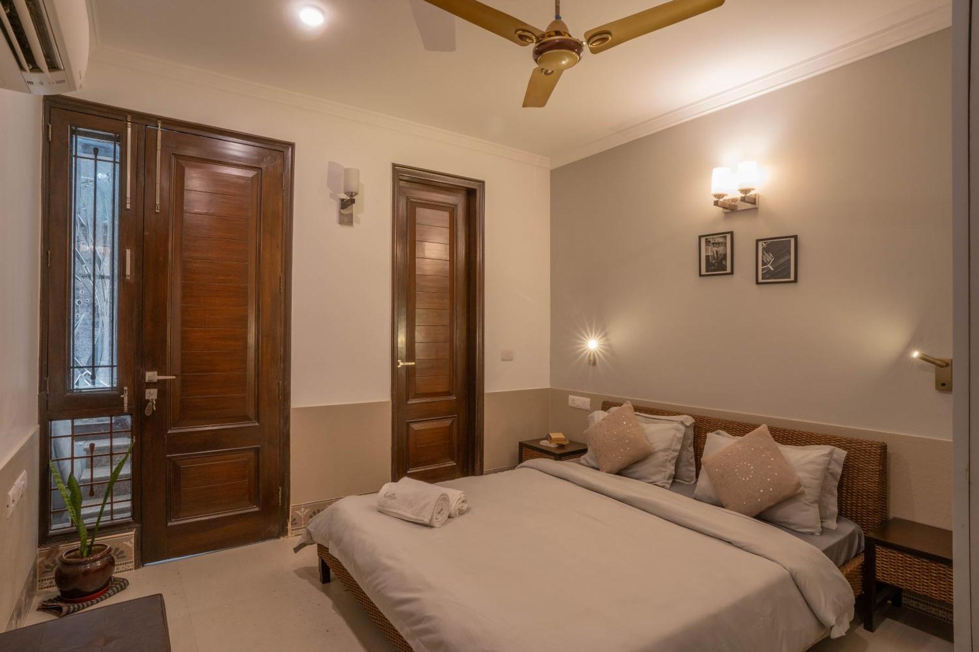 Hostie Tjh - Cute Mini 2bhk Apt, Saket, Near Max Hospital Apartment New Delhi