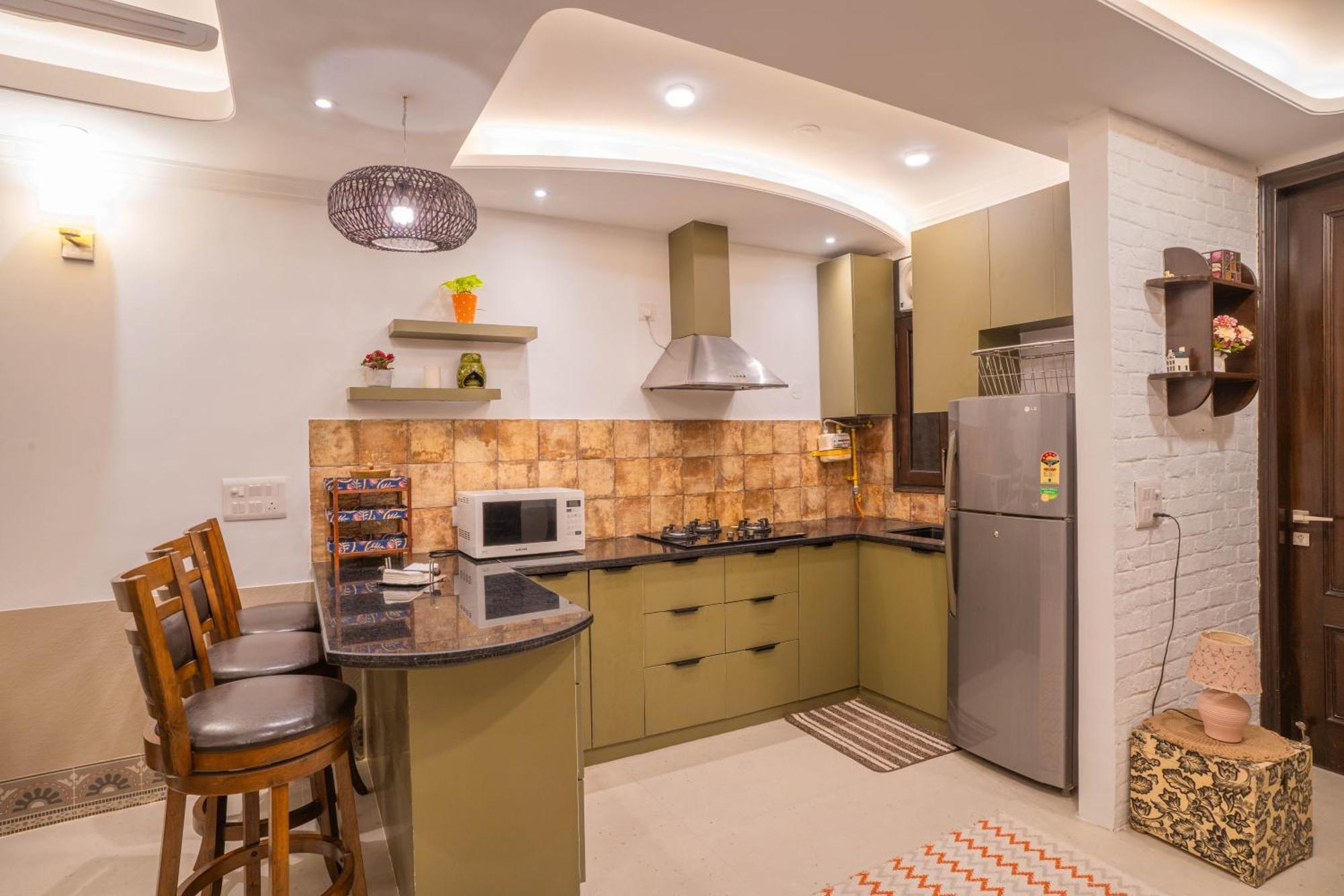 Apartment Hostie Tjh - Cute Mini 2bhk Apt, Saket, Near Max Hospital